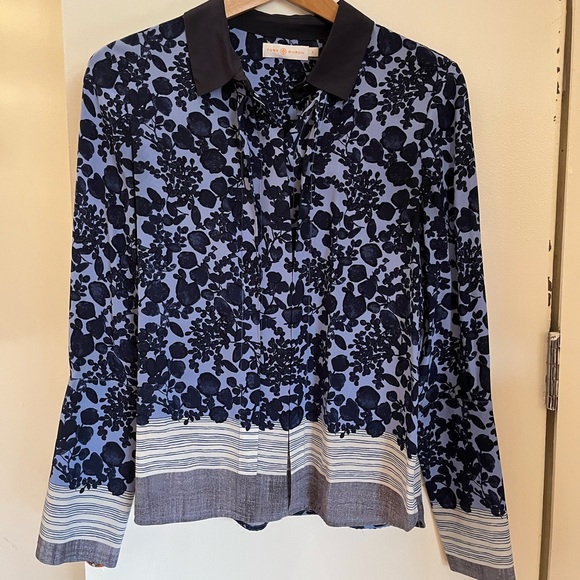 Tory Burch silk flower button down - Picture 1 of 3